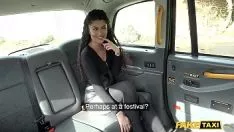 Redare Pleaca de acasa cu un taximetrist pentru a face sex in natura