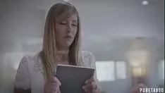 Afspelen Ze heeft de pik van haar minnaar elke dag nodig om haar seksueel te bevredigen, want dat is niet mogelijk