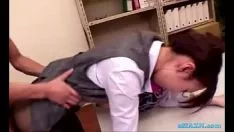 Play Fuck on the desk with a hot young lady