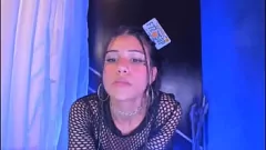 Oynat yoğunlaşıyor kız verir Sıcak oral seks ile dildo eylem