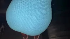 Jouer Skinny Amateur Lover sperimenta orgasmi multipli nel buco della gloria degli scambisti della casa