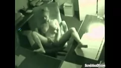Redare Orgasmul ascuns de la birou al secretarei: lins, deget și o muie aburindă surprinsă de camera spion